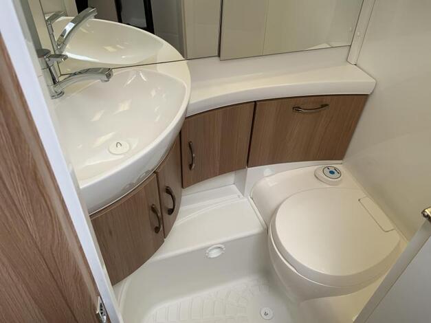 Hobby De Luxe 440 SF