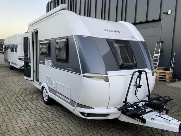 Hobby On Tour 390 SF