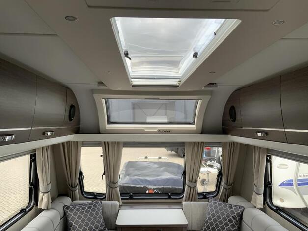 Elddis Affinity 520