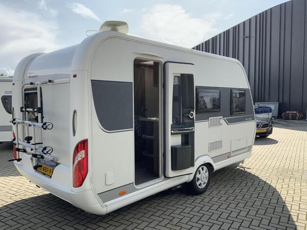Hobby De Luxe 440 SF