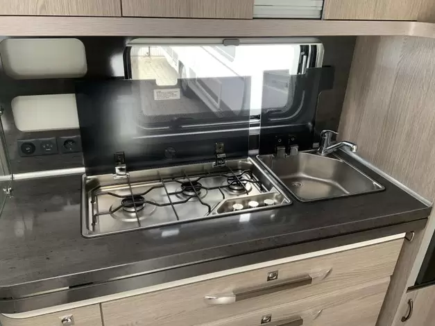 Hobby Prestige 720 UKFE (1022005)