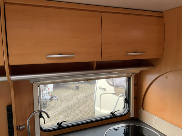Eriba Living Pulse 465 Met lichte hagelschade. (1059177)