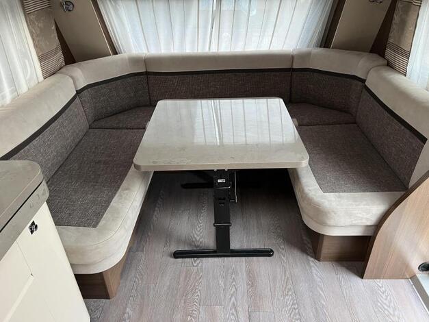 Hobby Prestige 720 KWFU