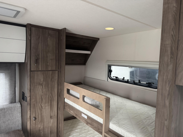 Hobby Excellent Edition 650 KMFE