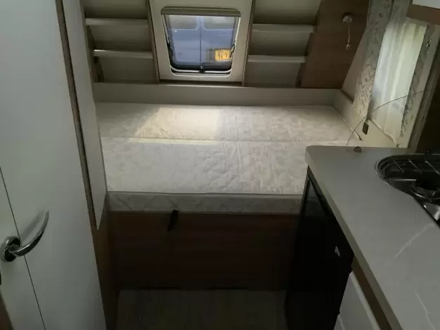 Hobby De Luxe 440 SF