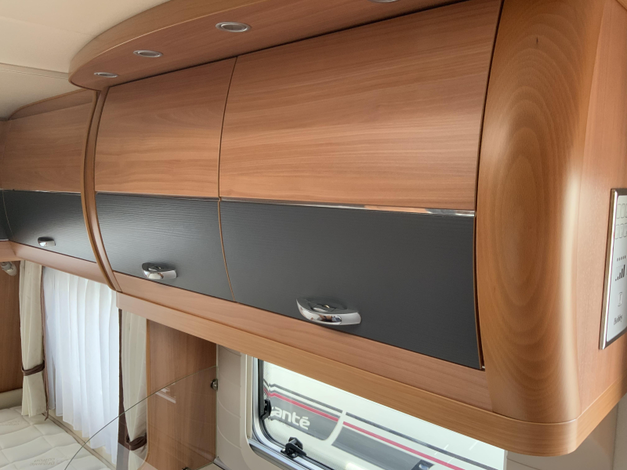 Hobby De Luxe 400 SF (1061572)