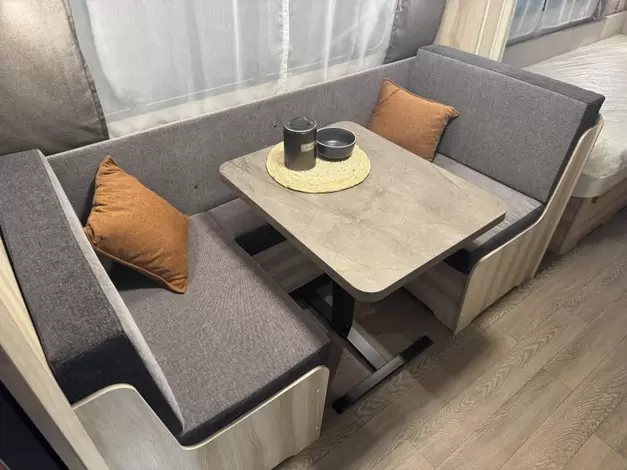 Hobby De Luxe 460 SL