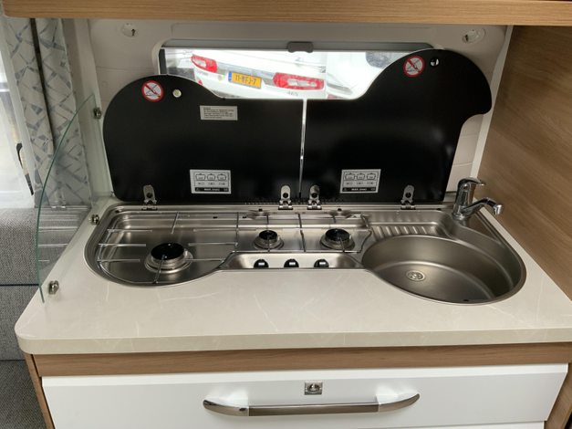 Hobby De Luxe 460 UFE (1034368)