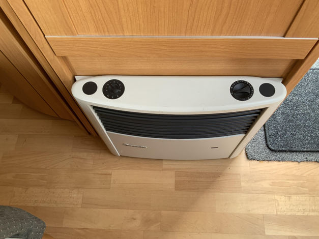 Knaus Azur 450 FU (1059653)
