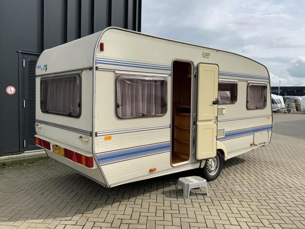 Wilk De Luxe 470 T
