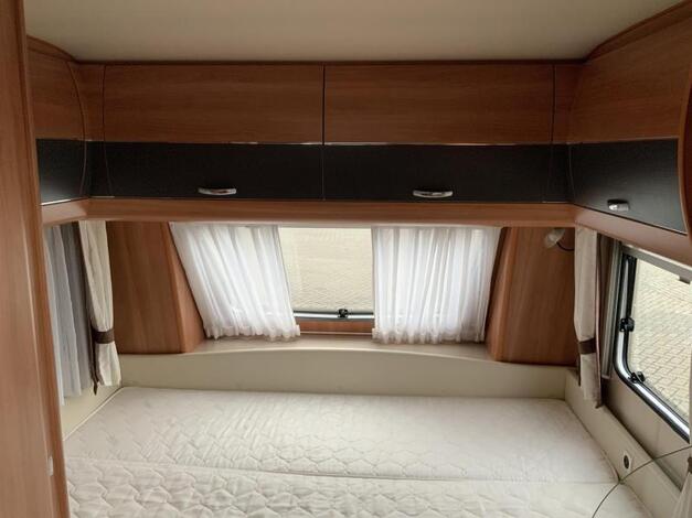 Hobby De Luxe 400 SF