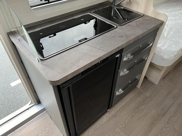 Hobby De Luxe 460 LU