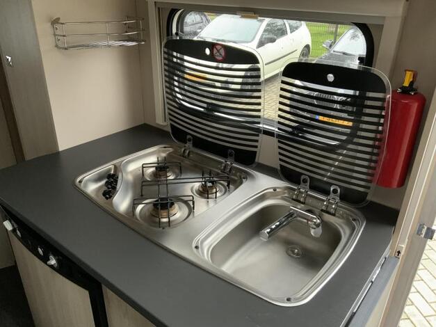 Caravelair Antares 420