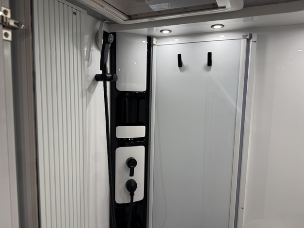 Hobby On Tour  C 680 GE