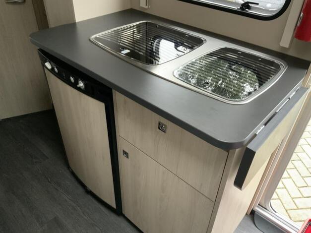 Caravelair Antares 420