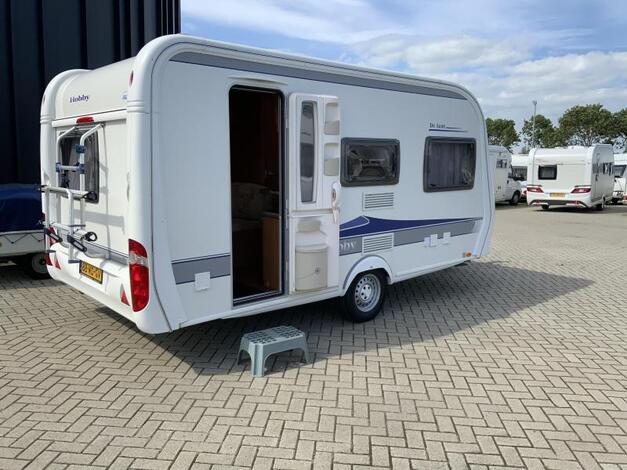 Hobby De Luxe 440 SF