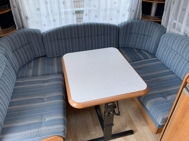 Hobby De luxe Easy 460 UFE (1032280)