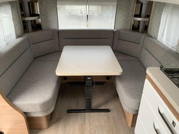 Hobby De Luxe 515 UHL