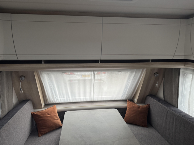 Hobby De Luxe 495 WFB