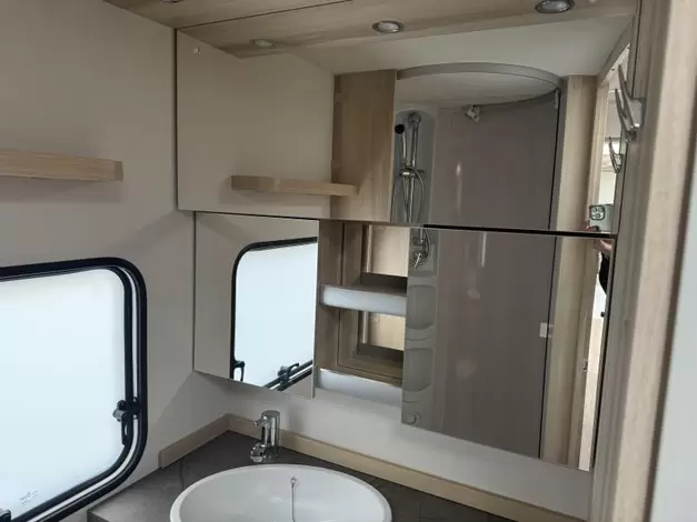 Hobby De Luxe 545 KMF