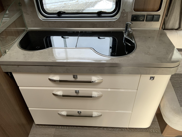 Hobby Prestige 720 KWFU (1030840)