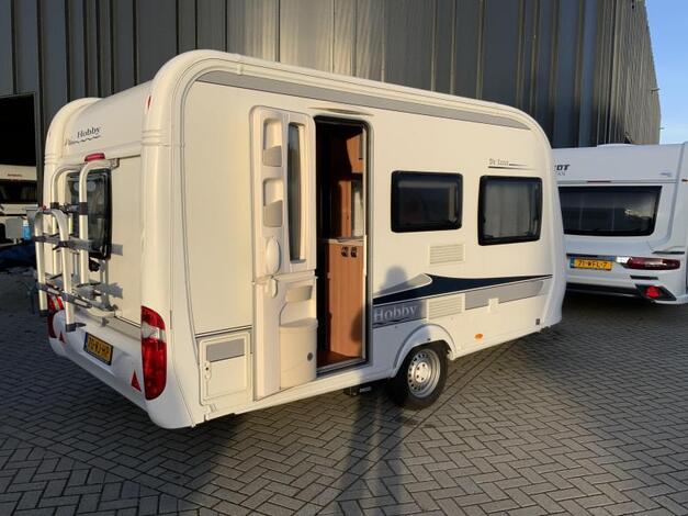Hobby De Luxe 400 SF