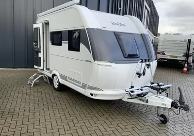 Hobby On Tour 390 SF Zondag 8 februari open