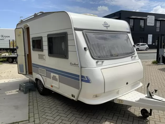 Hobby Excellent 400 SF