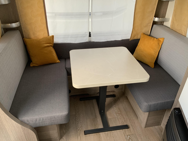 Hobby On Tour 460 DL (1061565)