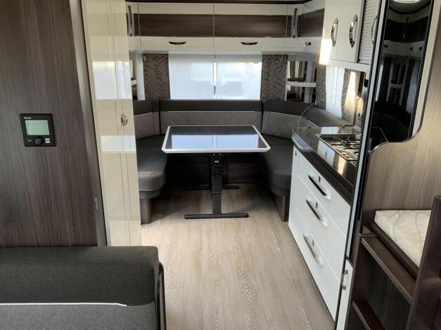 Hobby Prestige 720 UKFE 2e paasdag open