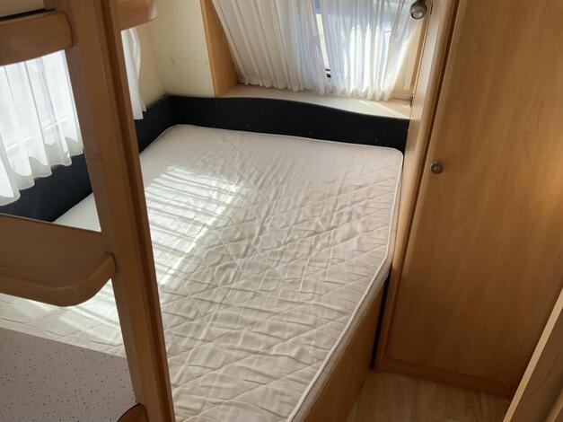Hobby De Luxe 460 UFE