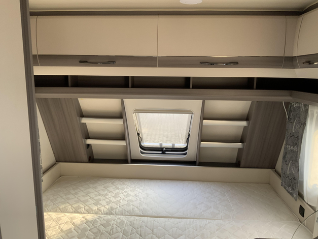 Hobby On Tour 390 SF 9 (1031634)