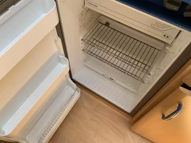 Hobby De Luxe 400 SFE