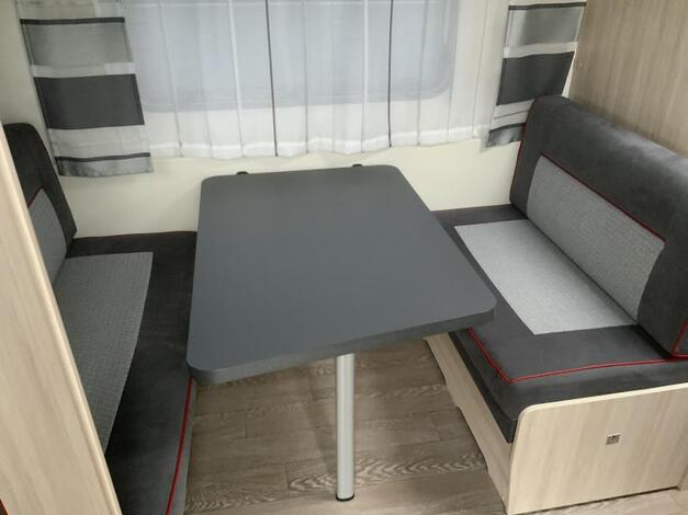 Hobby De Luxe Edition 440 SF