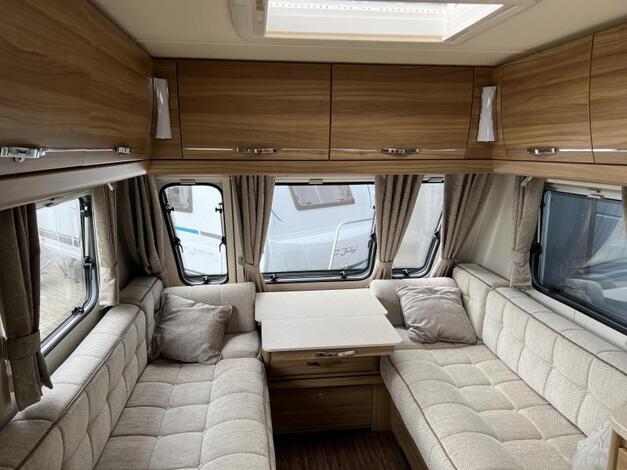 Elddis Avante 462