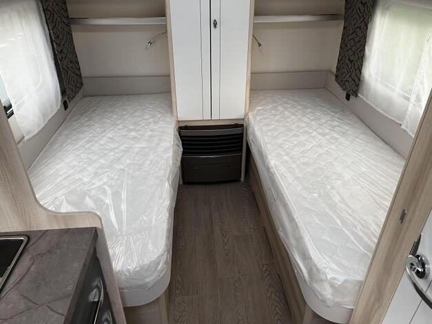 Hobby De Luxe 460 LU