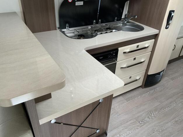Hobby Prestige 620 CF