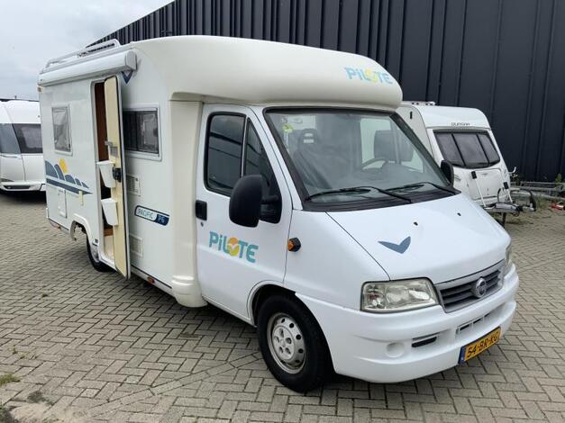 Pilote Pacific 600 P