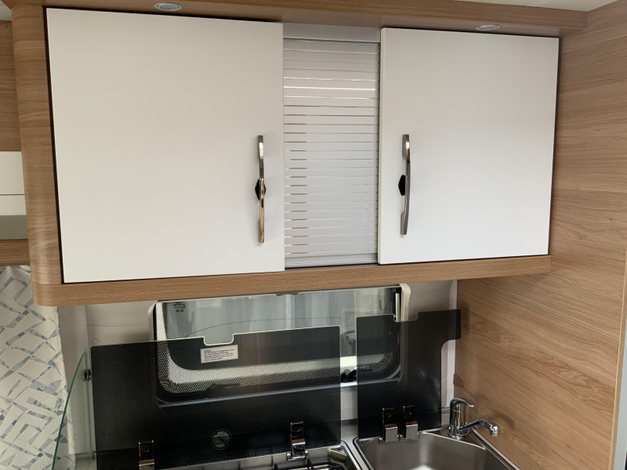 Hobby De Luxe 460 UFE