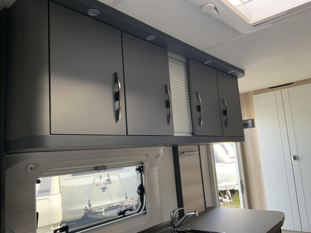 Hobby De Luxe 440 SF (1062230)