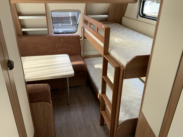 Hobby De Luxe 515 UHK 9 Zondag 22 maart open (1037378)