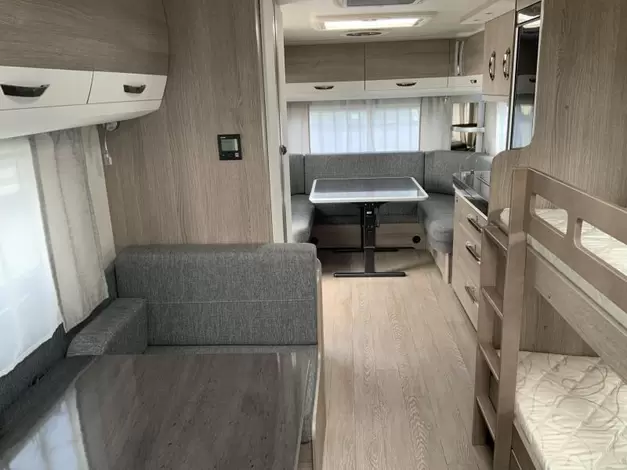 Hobby Prestige 720 UKFE (1022005)