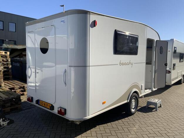 Hobby Beachy 420 Hemelvaartsdag open