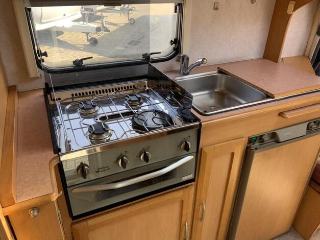 Elddis Force 4502