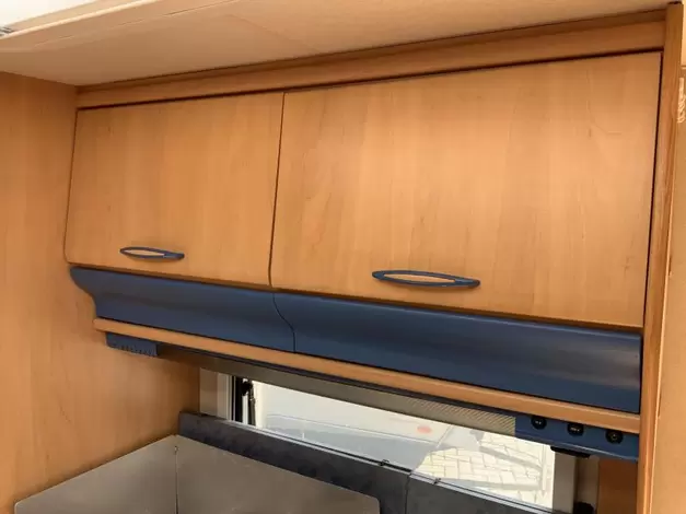 Hobby De Luxe 400 SFE