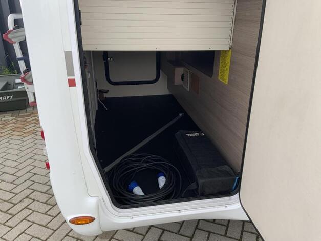 Challenger Mageo 398 EB airco schotel en luifel!