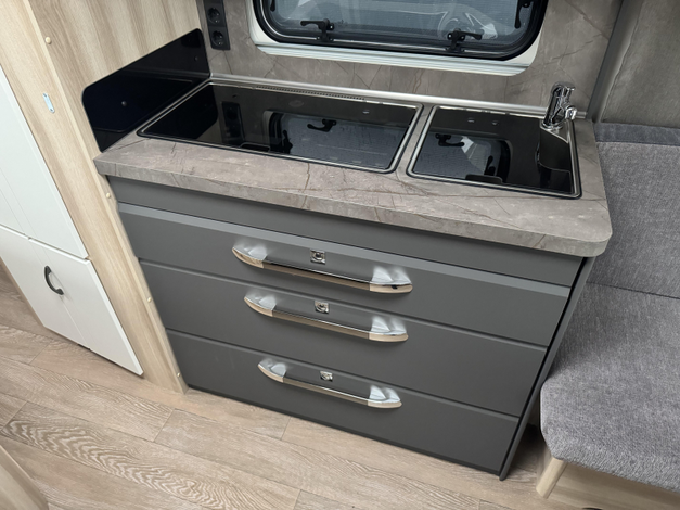 Hobby De Luxe 495 WFB (1026529)