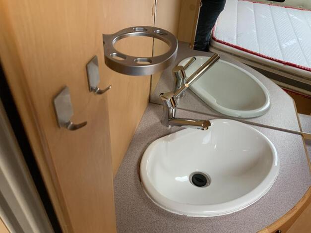Elddis Odyssey 470