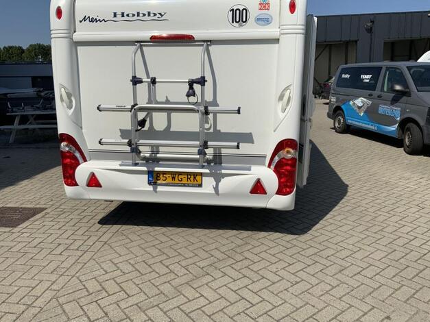 Hobby De Luxe 490 KMF