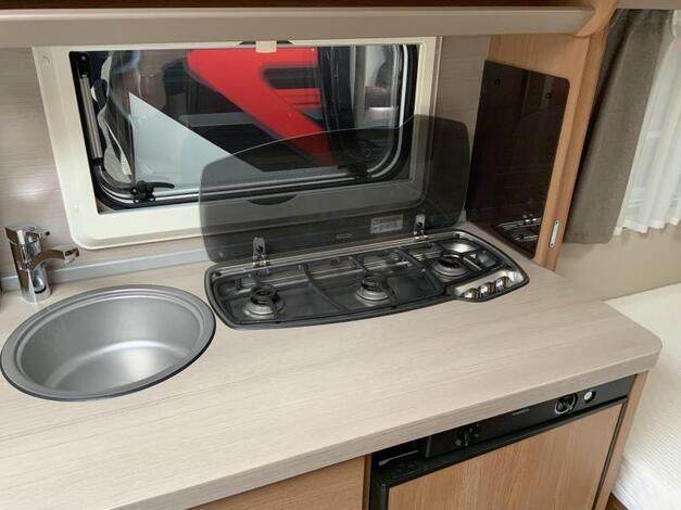 Knaus Sport 450 FU